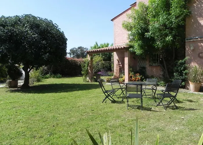 Le Clos Des Vignes Raphael