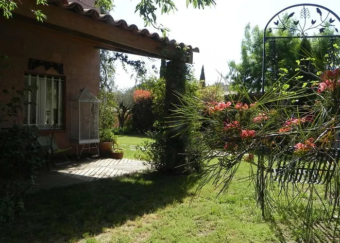 Le Clos Des Vignes Raphael 4*