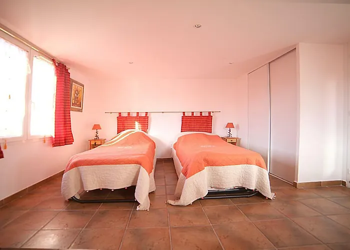 Le Clos Des Vignes Raphael Saint-Raphaël