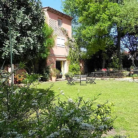Bed & Breakfast Le Clos Des Vignes Raphael 3*