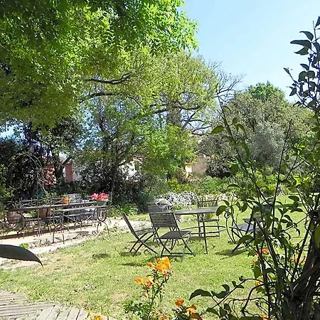 Bed & Breakfast Le Clos Des Vignes Raphael 3*