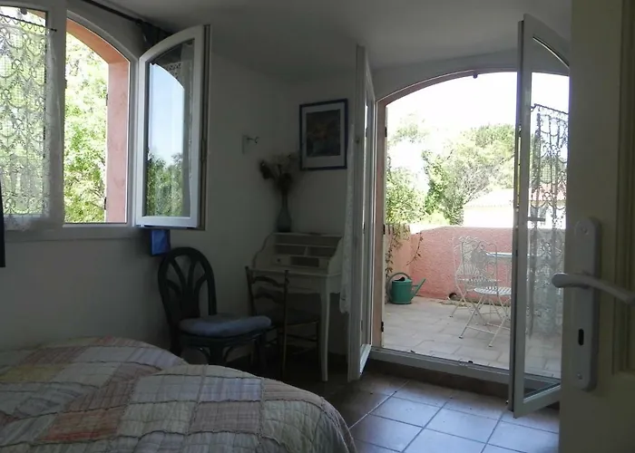 Bed & Breakfast Le Clos Des Vignes Raphael Saint-Raphael (Var)